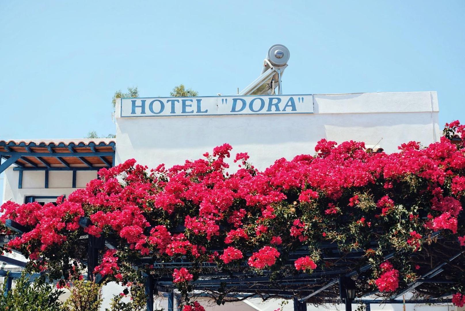 Dora'S Studios & Apartments Mégas Yialós-Nítes Buitenkant foto